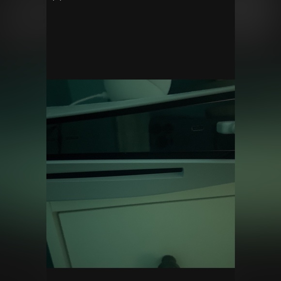 Ps5 450$ - Picture 3 of 5